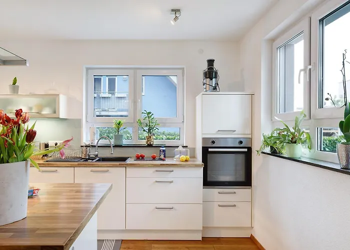 Modernes 5 Schlafzimmer Haus mit T
